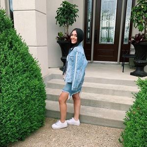 Meet your Posher, Megan